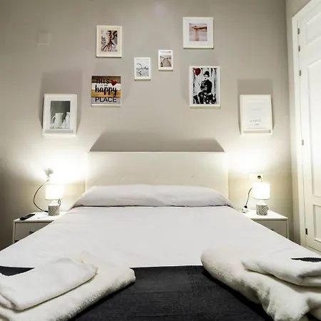 Sh Lupe Caleta A 100 M De Playa Cádiz