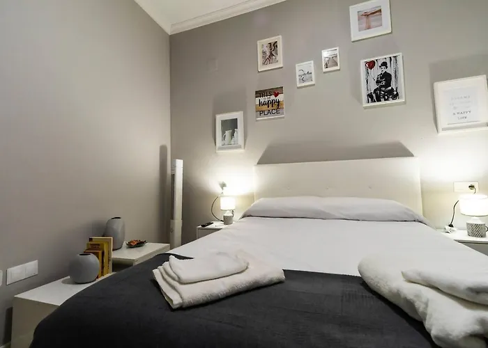 Sh Lupe Caleta Beach. A 100 M De Playa Cadiz